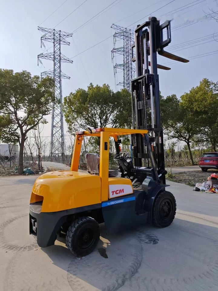 TCM FD50 - Carretilla elevadora diésel: foto 1 TCM FD50 - Carretilla elevadora diésel: foto 1