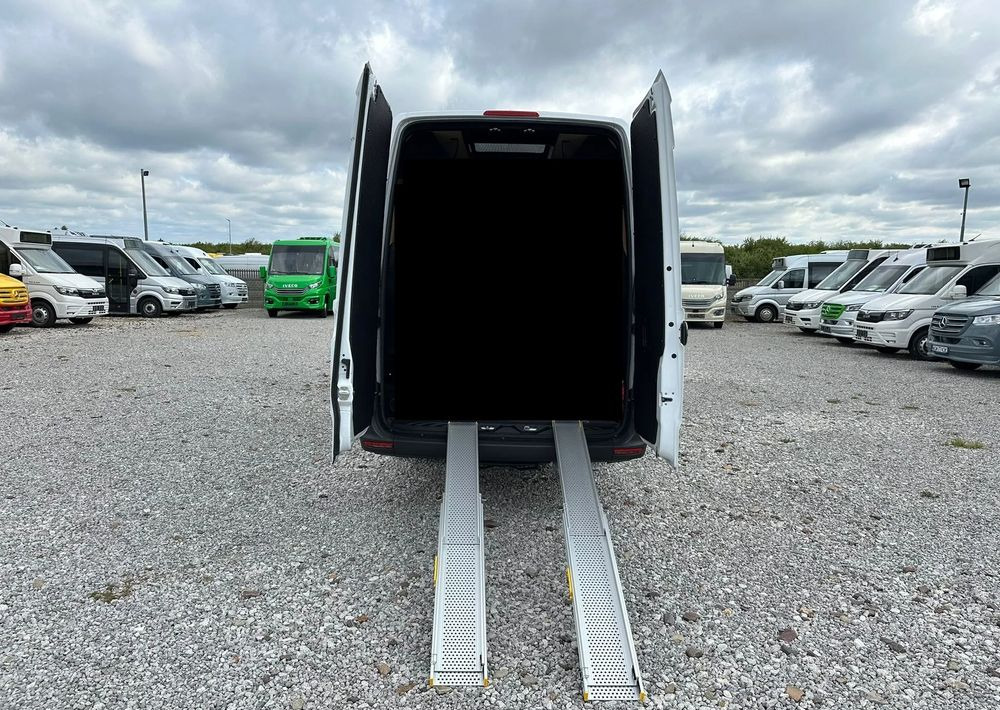 Minibús, Autobús eléctrico Mercedes-Benz Sprinter: foto 19