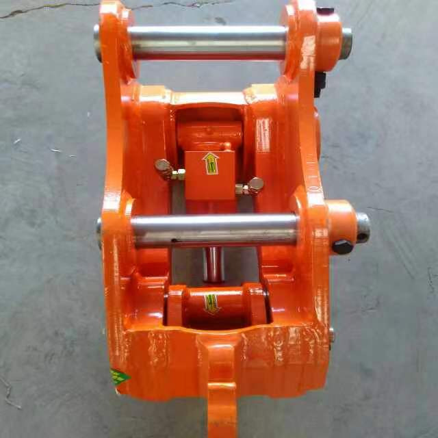 Brand New Quick Converter - Acoplamiento rápido para Maquinaria de construcción: foto 2 Brand New Quick Converter - Acoplamiento rápido para Maquinaria de construcción: foto 2