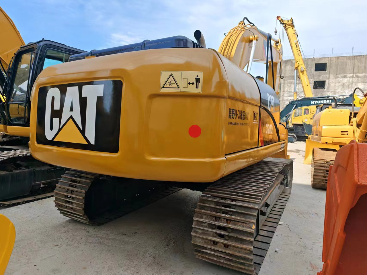 CAT 320D 320D2 320 - Excavadora de cadenas: foto 1 CAT 320D 320D2 320 - Excavadora de cadenas: foto 1