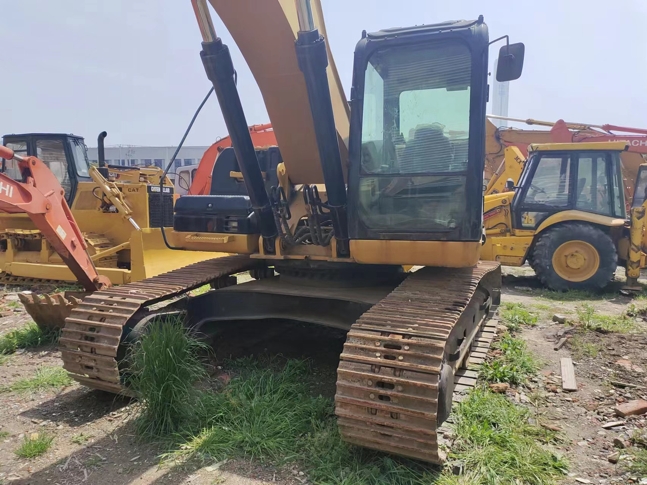 CATERPILLAR 325C - Excavadora de cadenas: foto 5 CATERPILLAR 325C - Excavadora de cadenas: foto 5