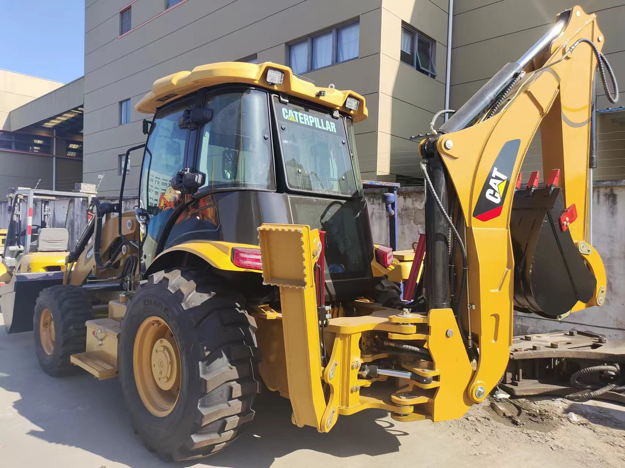 CATERPILLAR 420F - Retroexcavadora: foto 5 CATERPILLAR 420F - Retroexcavadora: foto 5