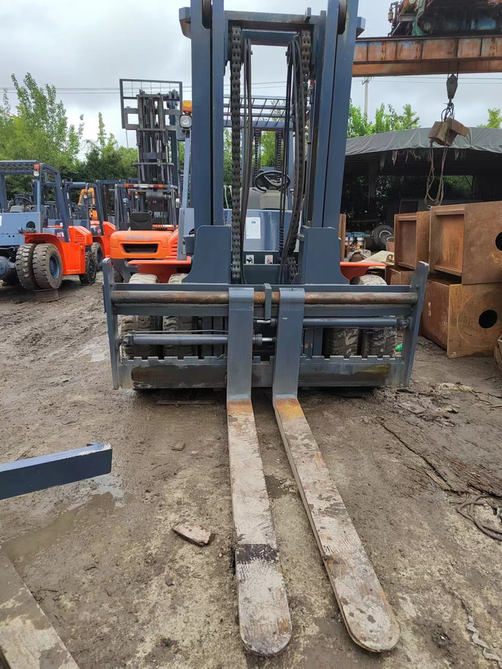 Carretilla elevadora diésel HELI 10ton: foto 6