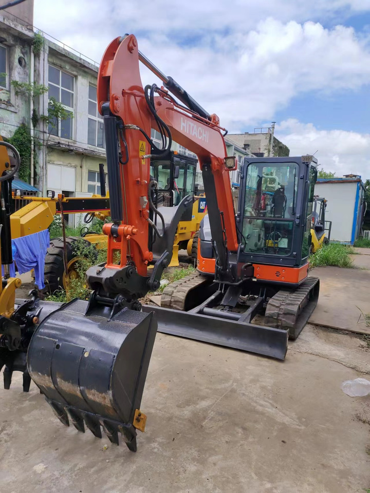HITACHI ZX55 USR-5A - Miniexcavadora: foto 2 HITACHI ZX55 USR-5A - Miniexcavadora: foto 2