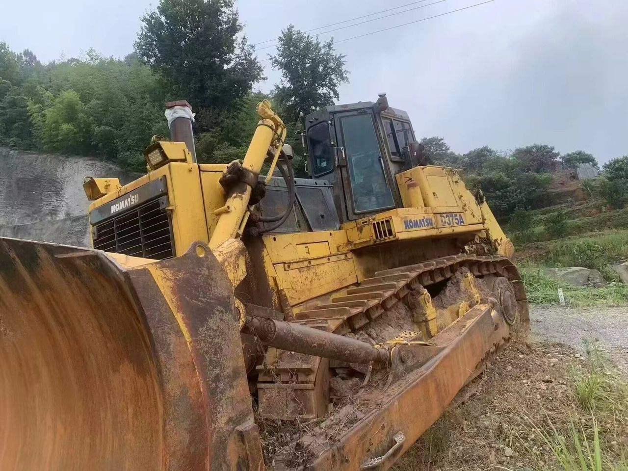 KOMATSU D375 - Bulldozer: foto 2 KOMATSU D375 - Bulldozer: foto 2