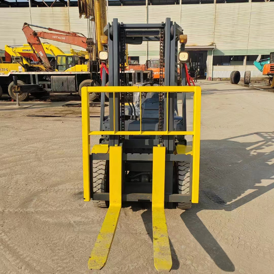 KOMATSU FD30 - Carretilla elevadora diésel: foto 4 KOMATSU FD30 - Carretilla elevadora diésel: foto 4