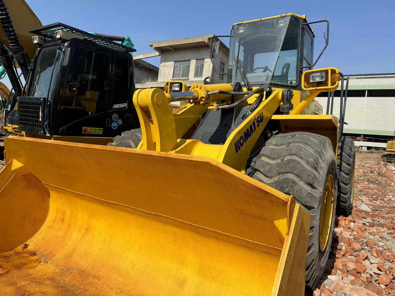 KOMATSU WA380 - Cargadora de ruedas: foto 5 KOMATSU WA380 - Cargadora de ruedas: foto 5