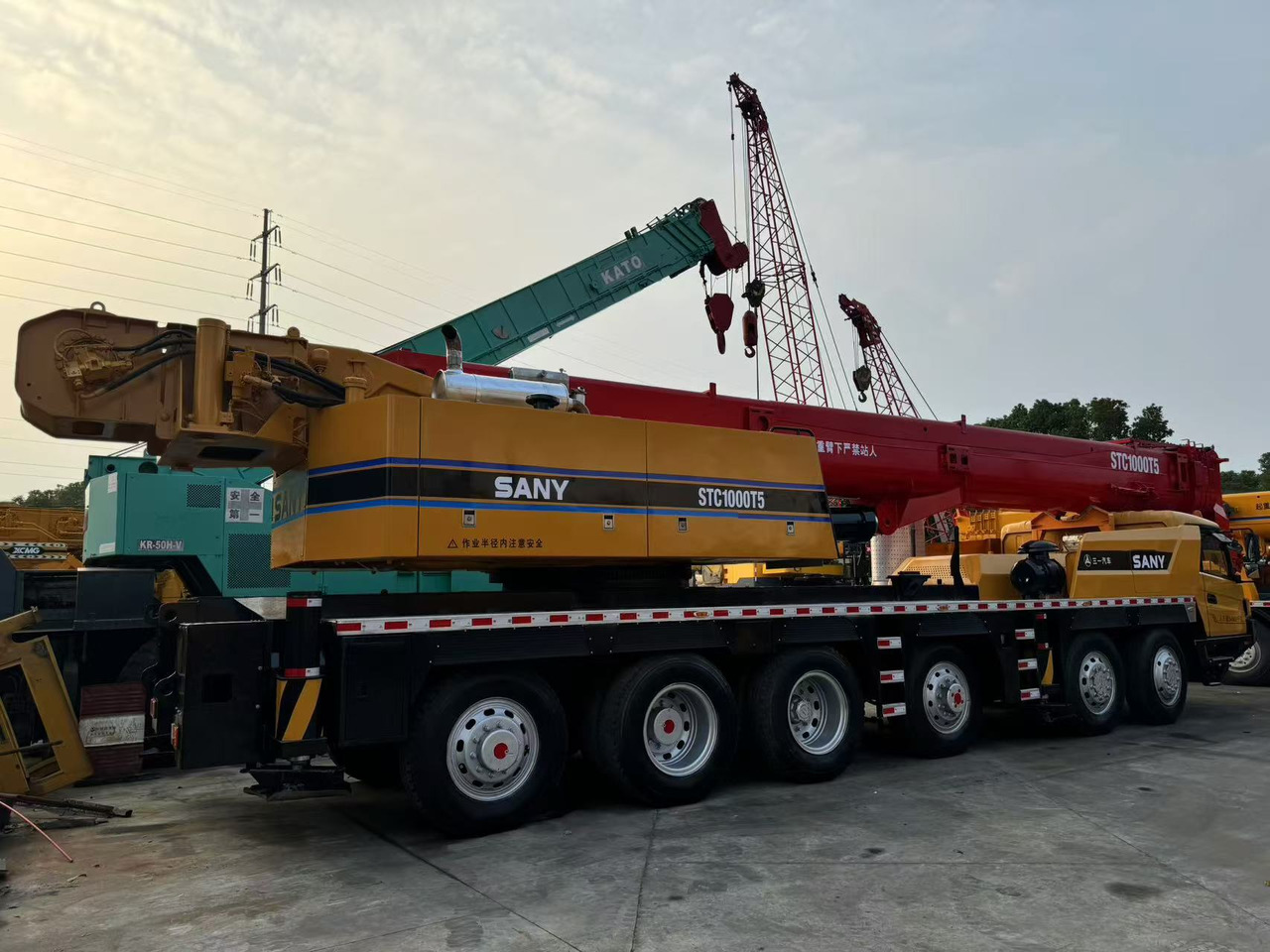 SANY STC1000T5 - Autogrúa: foto 3 SANY STC1000T5 - Autogrúa: foto 3