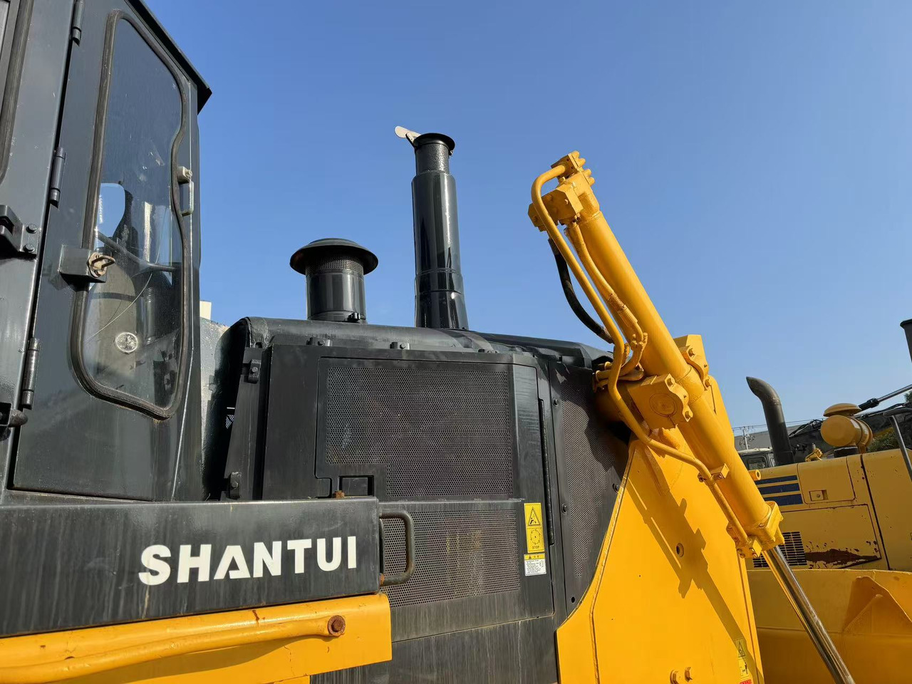 SHANTUI SD32 - Bulldozer: foto 4 SHANTUI SD32 - Bulldozer: foto 4