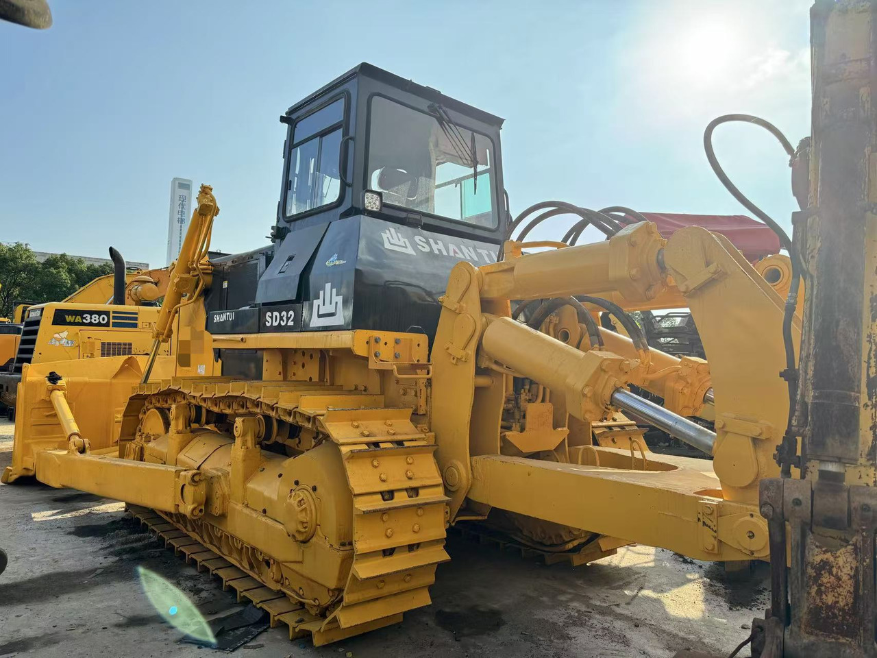 SHANTUI SD32 - Bulldozer: foto 1 SHANTUI SD32 - Bulldozer: foto 1