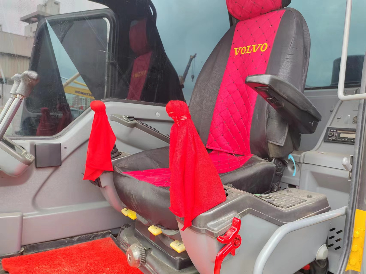 VOLVO EC240 - Excavadora de cadenas: foto 3 VOLVO EC240 - Excavadora de cadenas: foto 3