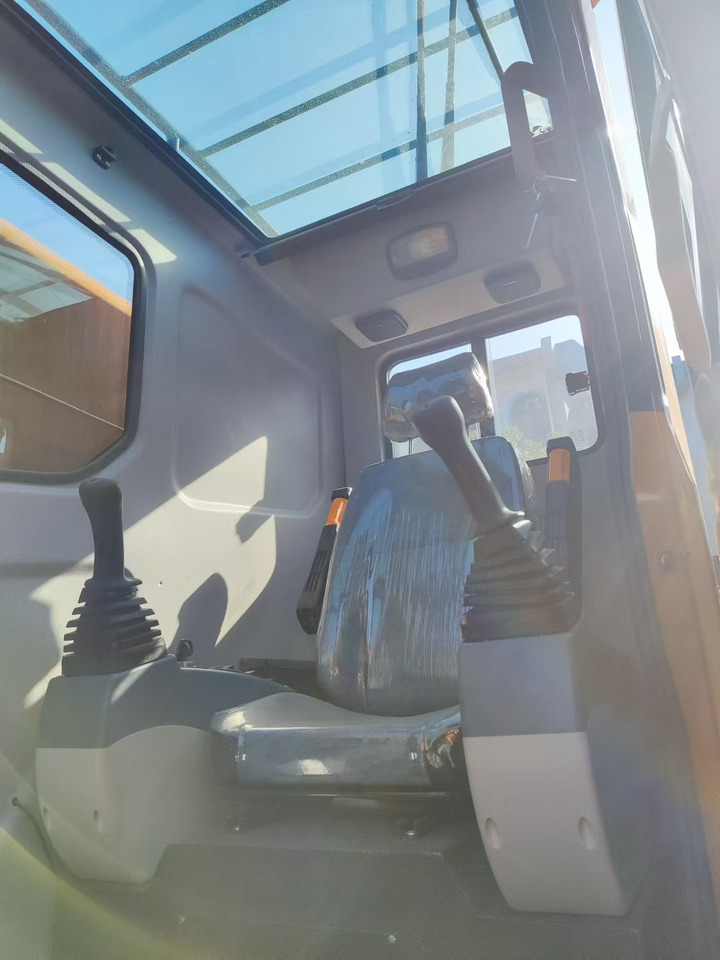 XCMG XCT25 mobile crane 25tons China made - Autogrúa: foto 5 XCMG XCT25 mobile crane 25tons China made - Autogrúa: foto 5