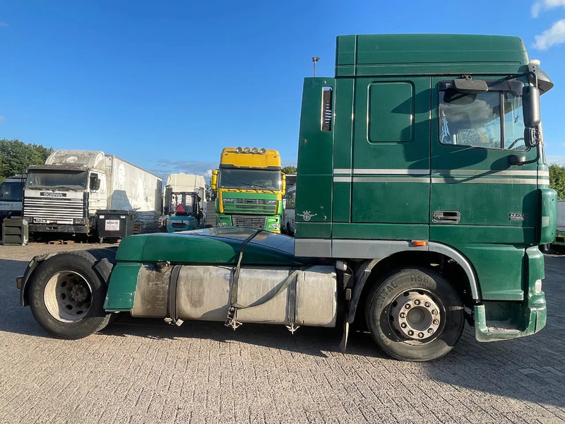 DAF XF 95.430 Tractor Unit - Cabeza tractora: foto 4 DAF XF 95.430 Tractor Unit - Cabeza tractora: foto 4
