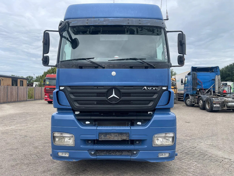 Mercedes-Benz Axor 1840 Tractor unit - Cabeza tractora: foto 2 Mercedes-Benz Axor 1840 Tractor unit - Cabeza tractora: foto 2