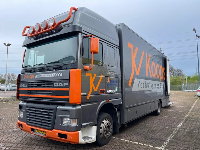 DAF XF 95.380 BOX TRUCK. Netherland Truck - Camión caja cerrada: foto 1 DAF XF 95.380 BOX TRUCK. Netherland Truck - Camión caja cerrada: foto 1