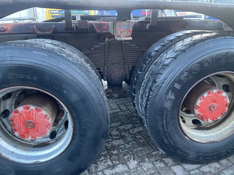 Foto del interior 1: Camión chasis MAN 32.361 Chassis