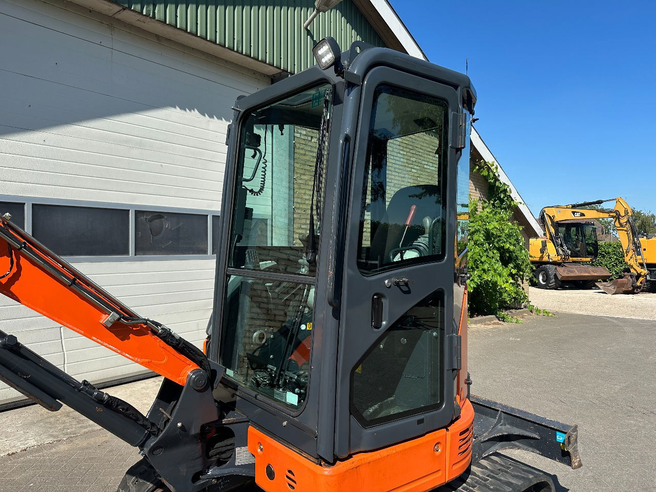 Hitachi ZX26U-6CR - Miniexcavadora: foto 4 Hitachi ZX26U-6CR - Miniexcavadora: foto 4