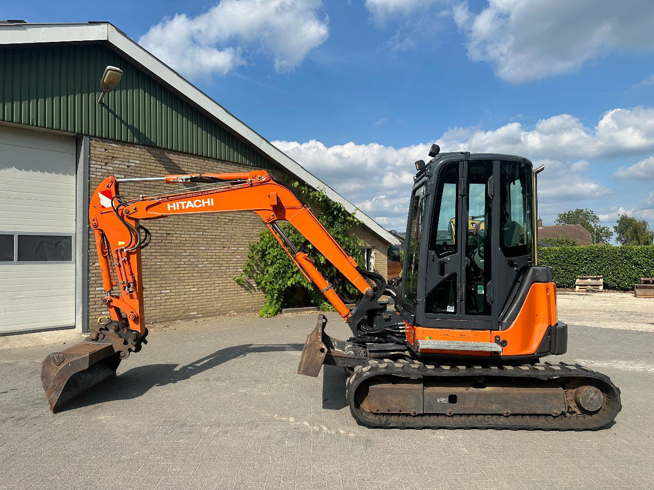 Hitachi ZX50U-2 CLR - Miniexcavadora: foto 1 Hitachi ZX50U-2 CLR - Miniexcavadora: foto 1