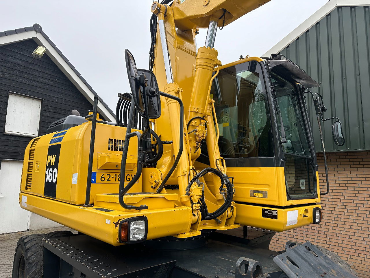 Excavadora de ruedas Komatsu PW160-8: foto 18