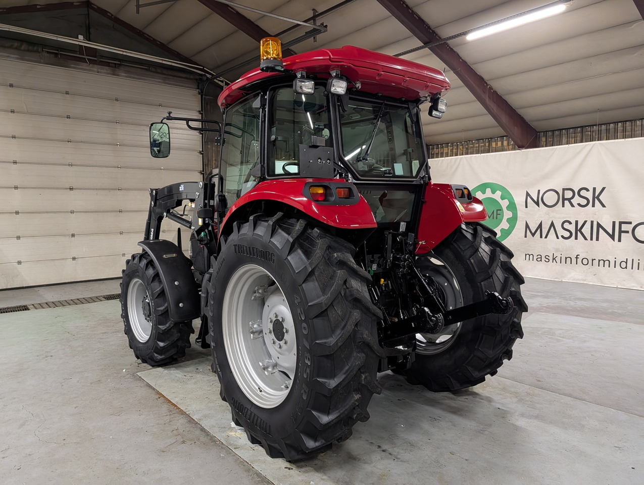 CASE IH Farmall 85A - Tractor: foto 4 CASE IH Farmall 85A - Tractor: foto 4