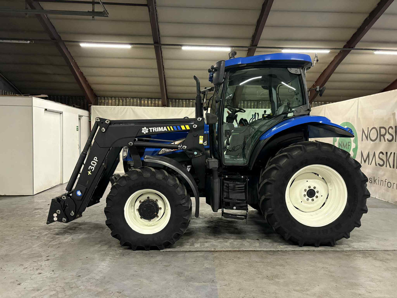 New Holland TS110A - Tractor: foto 2 New Holland TS110A - Tractor: foto 2