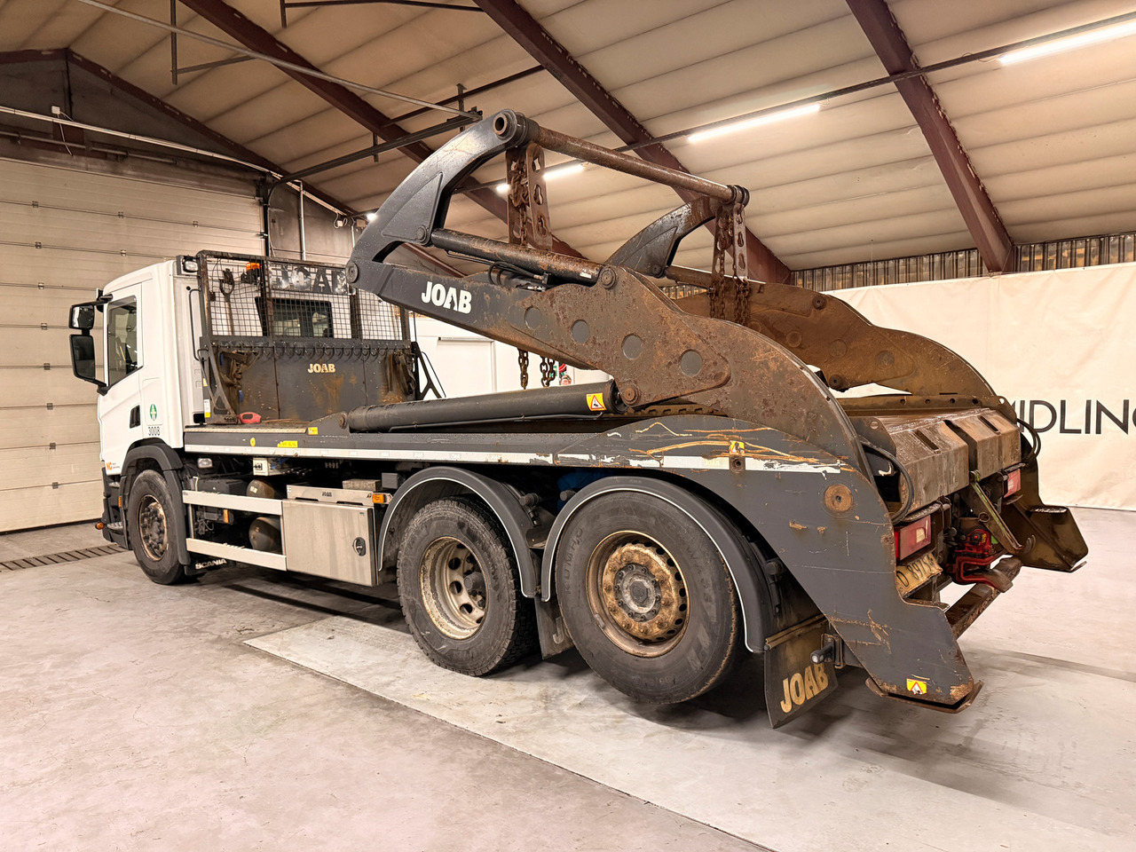 Scania P410 - Camión portacontenedor de cadenas: foto 3 Scania P410 - Camión portacontenedor de cadenas: foto 3