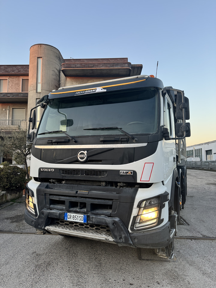 VOLVO FMX 460 - Camión volquete: foto 3 VOLVO FMX 460 - Camión volquete: foto 3