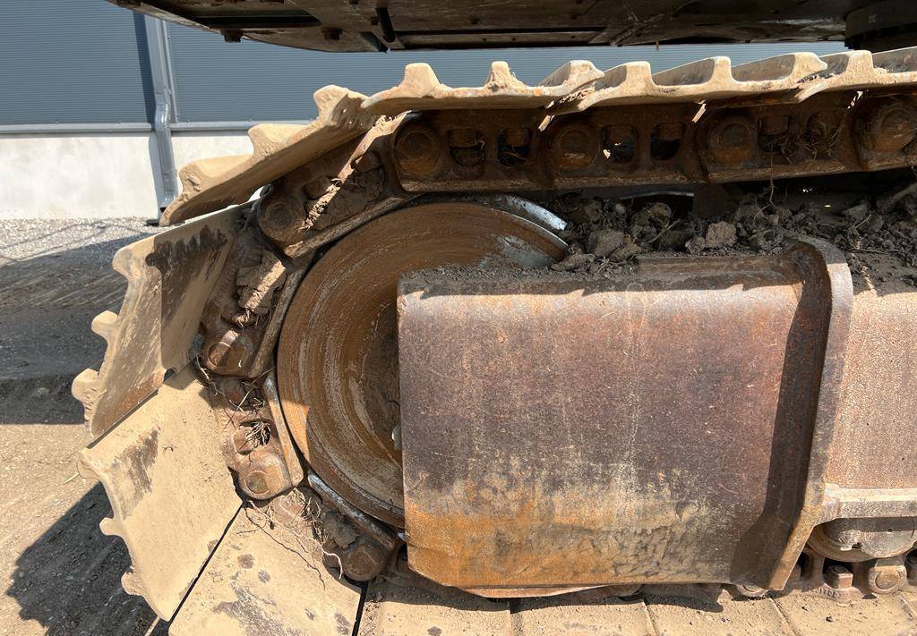 Kobelco SK 210 LC-10 - Excavadora de cadenas: foto 4 Kobelco SK 210 LC-10 - Excavadora de cadenas: foto 4