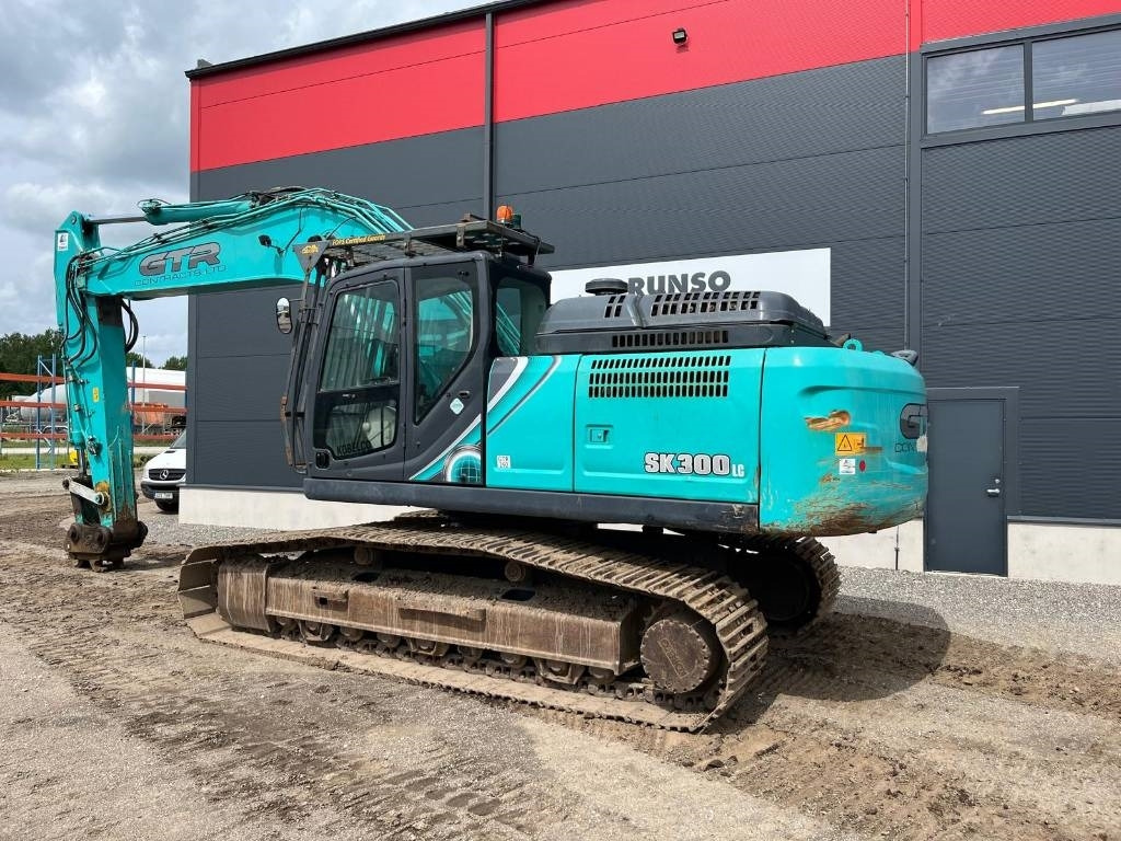 Kobelco SK300LC-10 - Excavadora de cadenas: foto 3 Kobelco SK300LC-10 - Excavadora de cadenas: foto 3