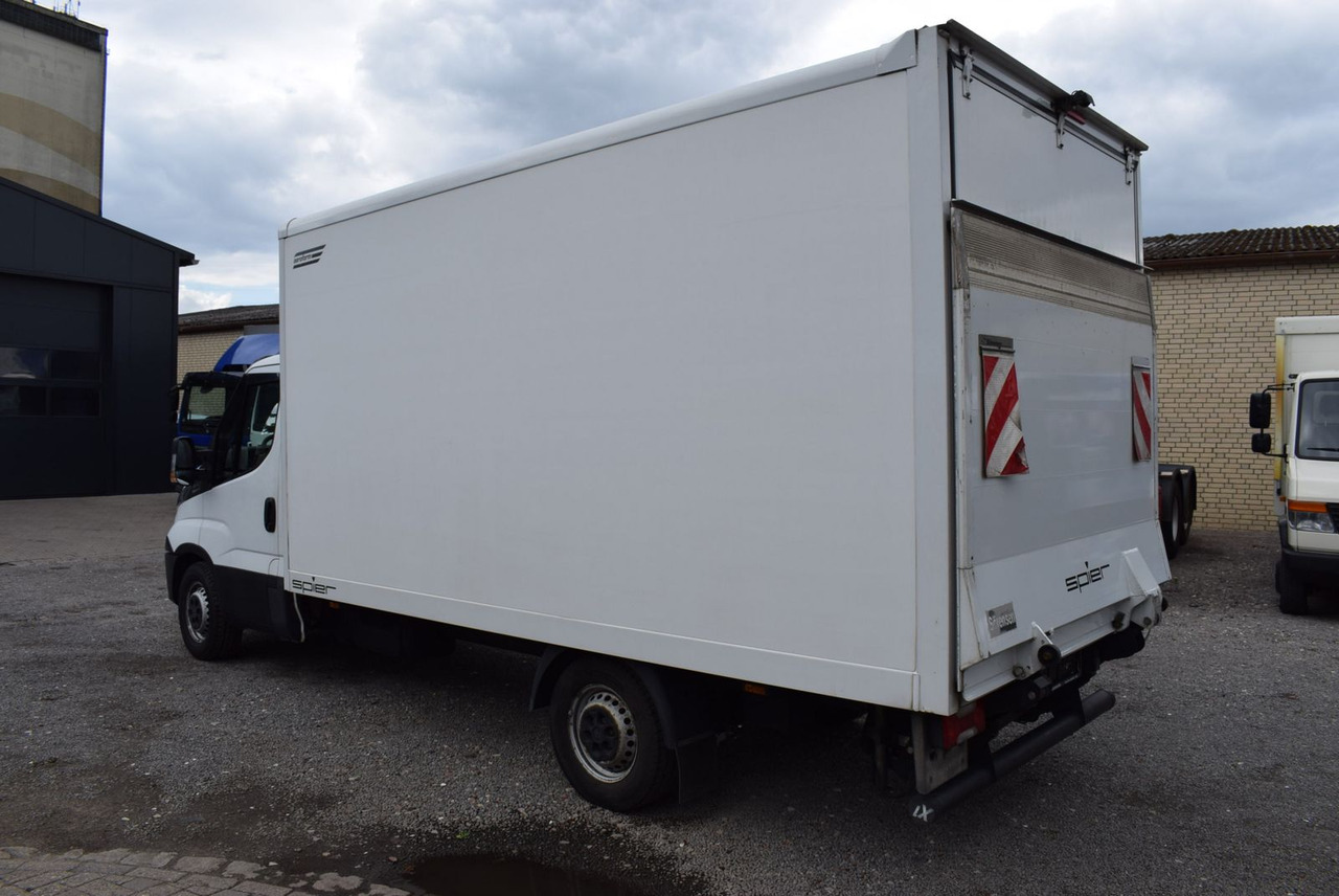 Iveco Daily 35 S14 Koffer LBW Automatik Motorschaden - Furgoneta caja cerrada: foto 4 Iveco Daily 35 S14 Koffer LBW Automatik Motorschaden - Furgoneta caja cerrada: foto 4