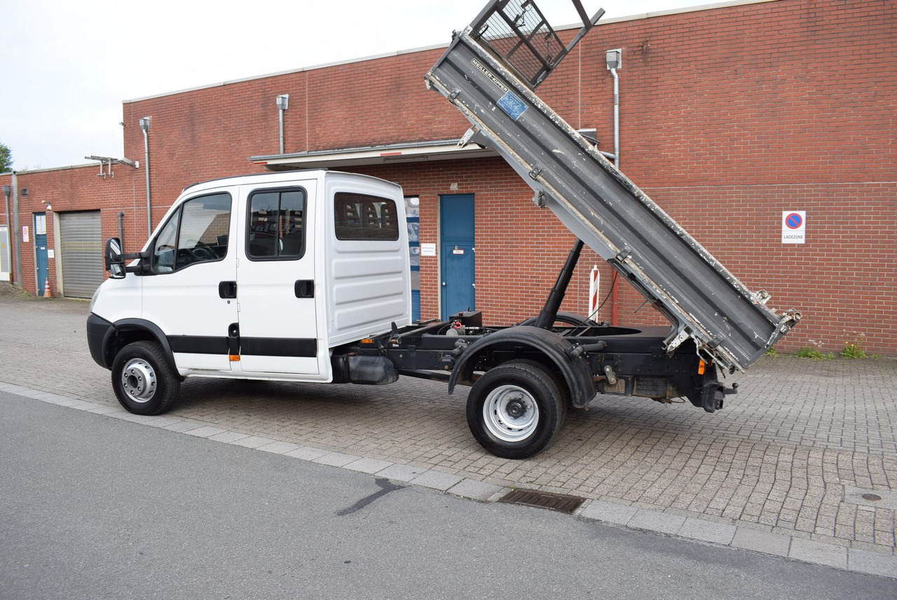 Iveco Daily 70 C17 Meiller Kipper Nutzlast 3100KG - Furgoneta basculante, Furgoneta combi: foto 4 Iveco Daily 70 C17 Meiller Kipper Nutzlast 3100KG - Furgoneta basculante, Furgoneta combi: foto 4