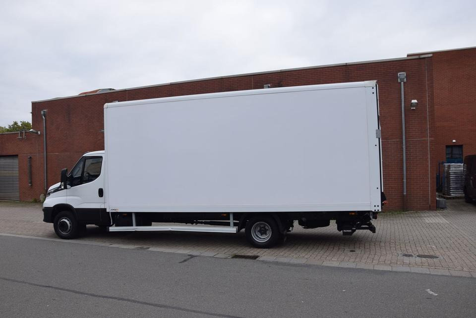 Iveco Daily 70 C18 Koffer LBW Automatik Tempomat EU6E - Furgoneta caja cerrada: foto 3 Iveco Daily 70 C18 Koffer LBW Automatik Tempomat EU6E - Furgoneta caja cerrada: foto 3