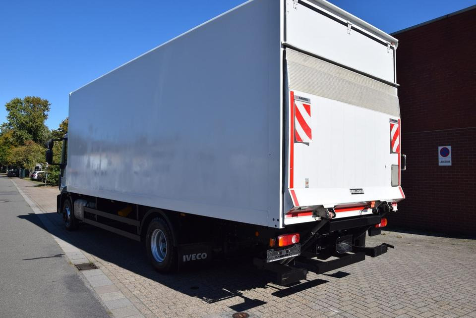 Iveco Eurocargo 160 E25 Automatik Klima AHK LBW 1,5T - Camión caja cerrada: foto 5 Iveco Eurocargo 160 E25 Automatik Klima AHK LBW 1,5T - Camión caja cerrada: foto 5