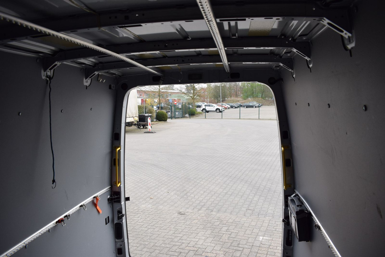 Leasing de  MAN TGE 3.180 lang Maxi 6-Sitzer Klima Standh. Luftf MAN TGE 3.180 lang Maxi 6-Sitzer Klima Standh. Luftf: foto 16