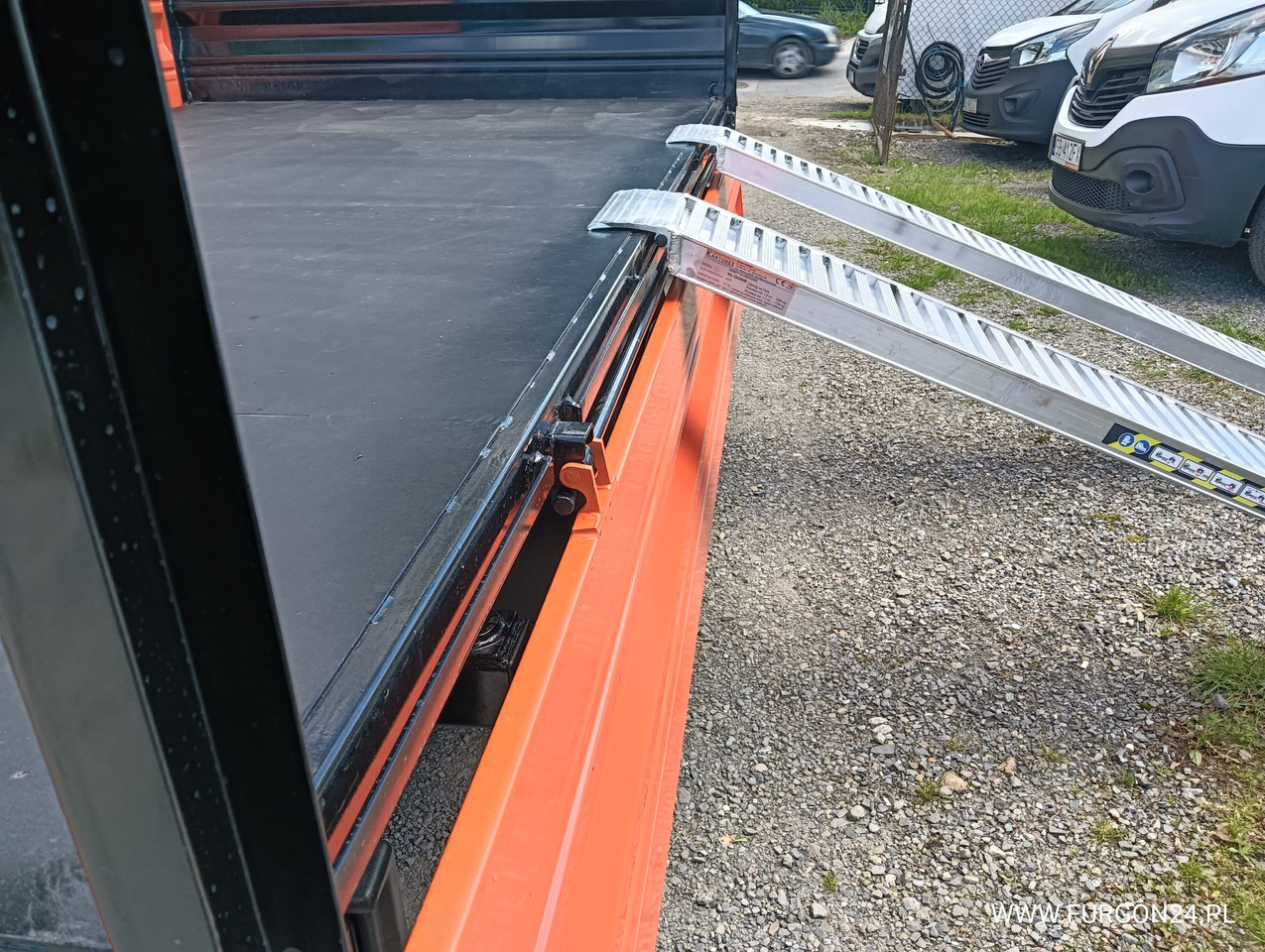 Leasing de IVECO DAILY 35C14 WYWROTKA KIPER Z NAJAZDAMI NR 841 IVECO DAILY 35C14 WYWROTKA KIPER Z NAJAZDAMI NR 841: foto 20 Leasing de IVECO DAILY 35C14 WYWROTKA KIPER Z NAJAZDAMI NR 841 IVECO DAILY 35C14 WYWROTKA KIPER Z NAJAZDAMI NR 841: foto 20