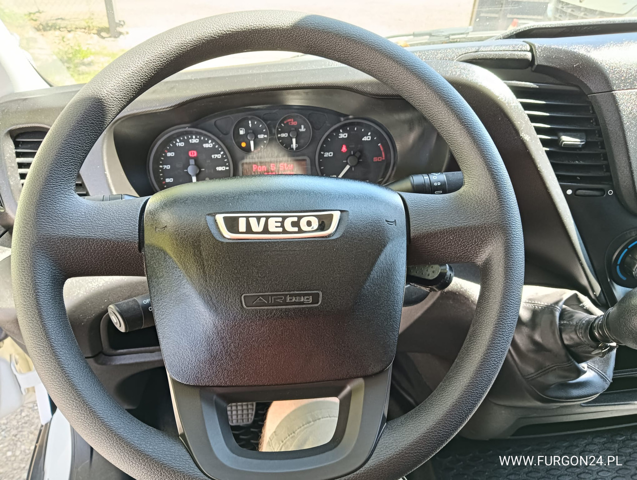 Leasing de IVECO DAILY 35C14 WYWROTKA KIPER Z NAJAZDAMI NR 841 IVECO DAILY 35C14 WYWROTKA KIPER Z NAJAZDAMI NR 841: foto 19 Leasing de IVECO DAILY 35C14 WYWROTKA KIPER Z NAJAZDAMI NR 841 IVECO DAILY 35C14 WYWROTKA KIPER Z NAJAZDAMI NR 841: foto 19