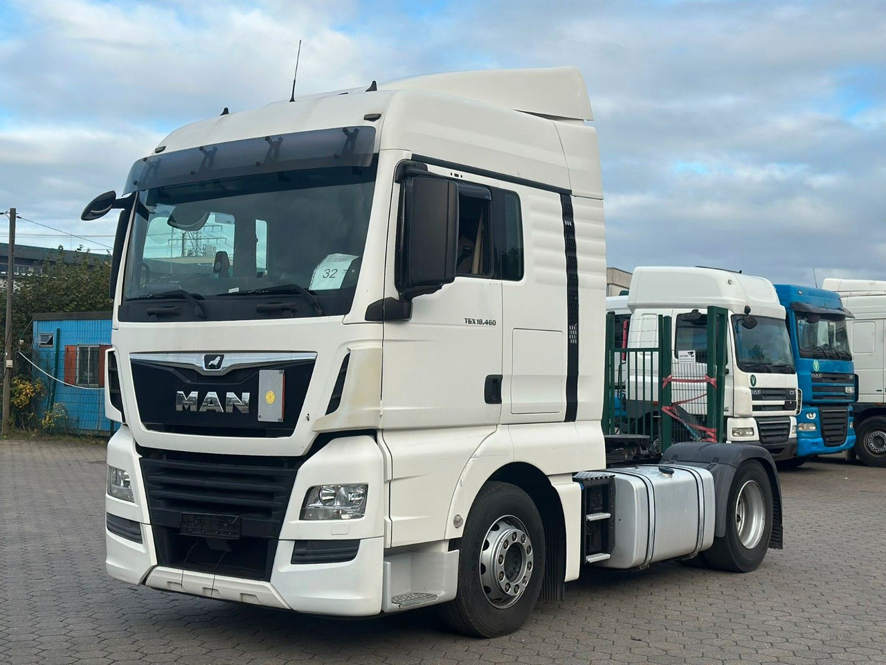 MAN TGX 18 460 XLX Retarterr+ - Cabeza tractora: foto 1 MAN TGX 18 460 XLX Retarterr+ - Cabeza tractora: foto 1