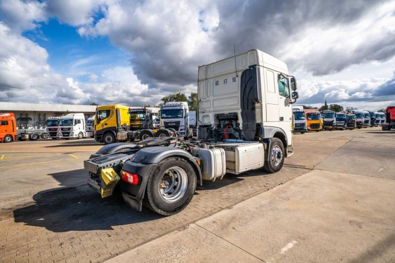 DAF XF 480 (50 T.)+ HYDRAULIQUE - Cabeza tractora: foto 5 DAF XF 480 (50 T.)+ HYDRAULIQUE - Cabeza tractora: foto 5