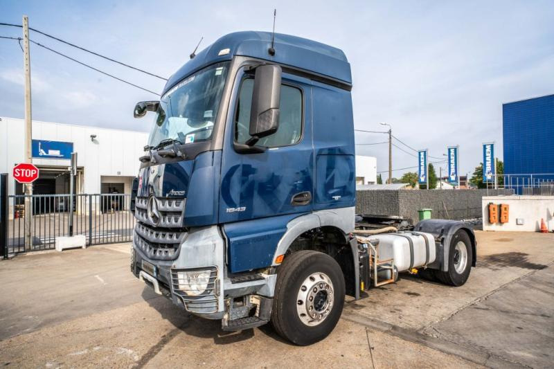 Mercedes AROCS 1843 LS ( NO ACTROS)+BIG AXLE +HYDR. - Cabeza tractora: foto 1 Mercedes AROCS 1843 LS ( NO ACTROS)+BIG AXLE +HYDR. - Cabeza tractora: foto 1