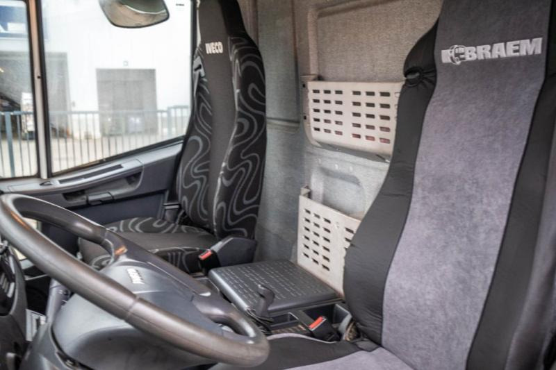 Foto del interior 1: Leasing de Iveco EUROCARGO 120EL19 Iveco EUROCARGO 120EL19