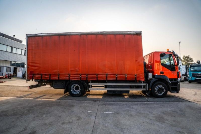 Iveco STRALIS 270 (19t) GAZ/LPG - Camión lona: foto 3 Iveco STRALIS 270 (19t) GAZ/LPG - Camión lona: foto 3
