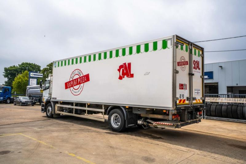 Mercedes AXOR 1824 +CARRIER SUPRA 950 Mt + HAYON - Camión frigorífico: foto 5 Mercedes AXOR 1824 +CARRIER SUPRA 950 Mt + HAYON - Camión frigorífico: foto 5