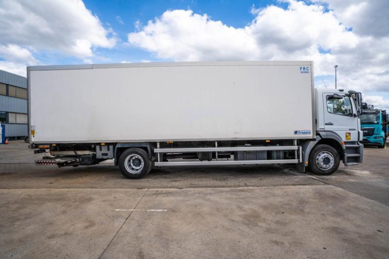 Mercedes AXOR 1829-MP3+ CARRIER - Camión frigorífico: foto 3 Mercedes AXOR 1829-MP3+ CARRIER - Camión frigorífico: foto 3