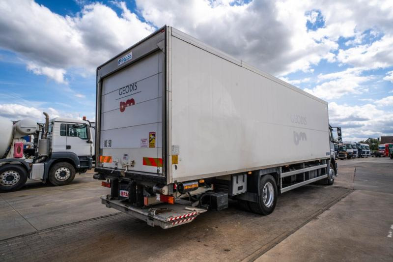 Mercedes AXOR 1829-MP3+ CARRIER - Camión frigorífico: foto 4 Mercedes AXOR 1829-MP3+ CARRIER - Camión frigorífico: foto 4