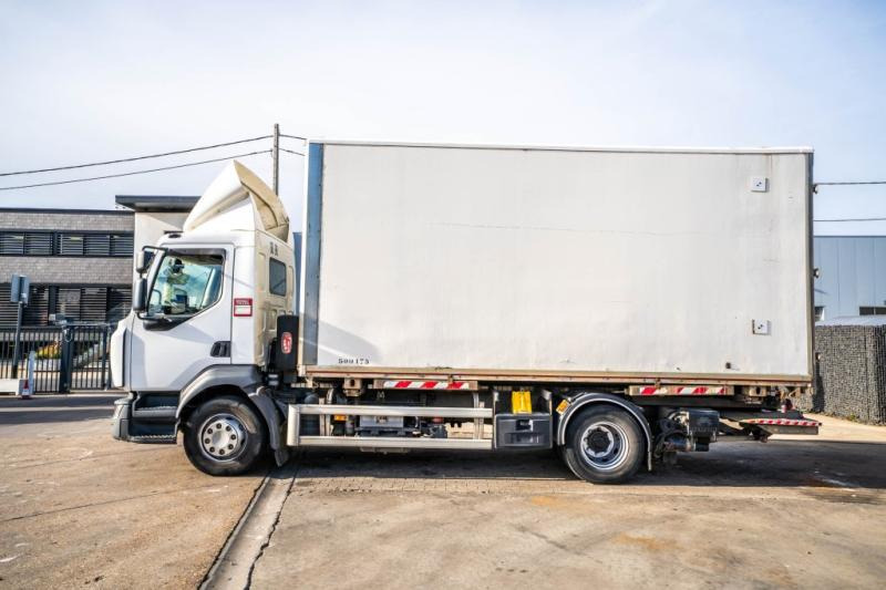 Camión caja cerrada Renault D14 250 + DHOLLANDIA 1.5T: foto 9