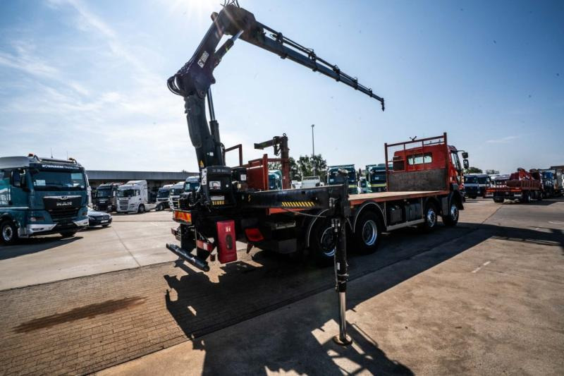Renault KERAX 430 DXI+ HIAB 16 T/m + 5 EXT - Camión caja abierta, Camión grúa: foto 4 Renault KERAX 430 DXI+ HIAB 16 T/m + 5 EXT - Camión caja abierta, Camión grúa: foto 4