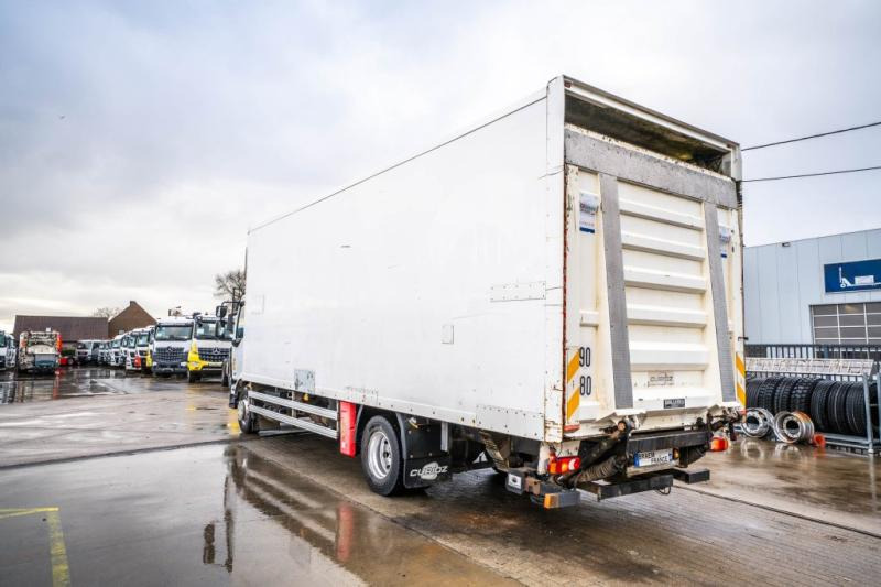 Renault MIDLUM 220 (16T)+ DHOLLANDIA 2T. - Camión caja cerrada: foto 5 Renault MIDLUM 220 (16T)+ DHOLLANDIA 2T. - Camión caja cerrada: foto 5