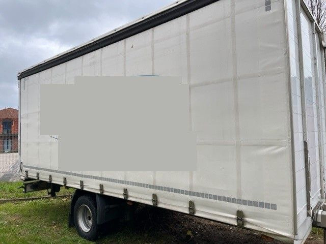 Mercedes-Benz Atego 1230 1230,1530 Klima Luft LBW LBW - Camión caja cerrada: foto 4 Mercedes-Benz Atego 1230 1230,1530 Klima Luft LBW LBW - Camión caja cerrada: foto 4