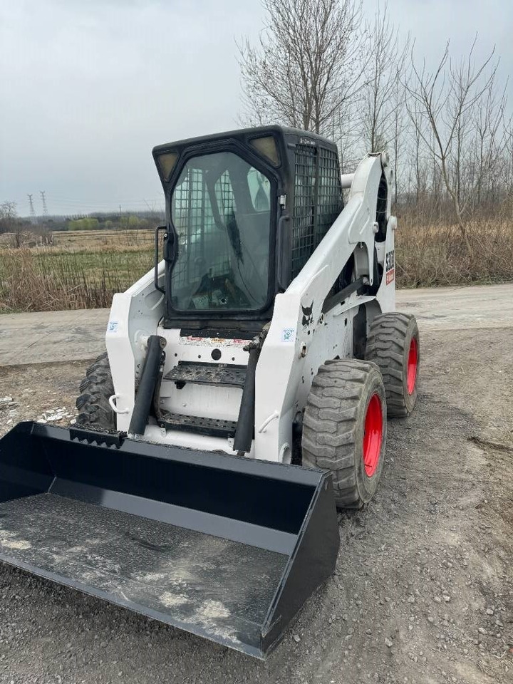 Bobcat S 300 - Minicargadora: foto 1 Bobcat S 300 - Minicargadora: foto 1