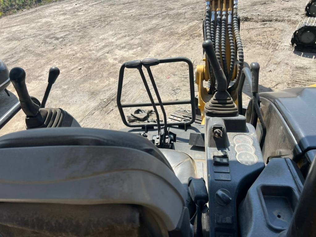 Excavadora de cadenas CAT 304 C: foto 7